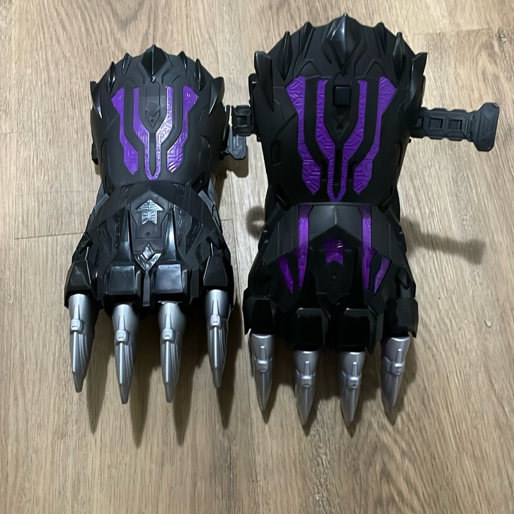 Marvel Black Panther Battle Claws Wakanda Legancy